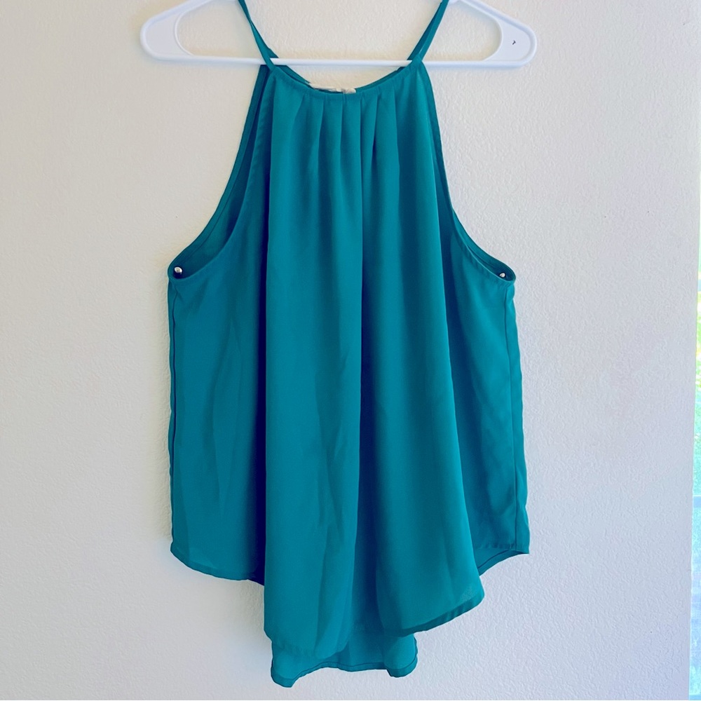 Business Casual Sleeveless Top